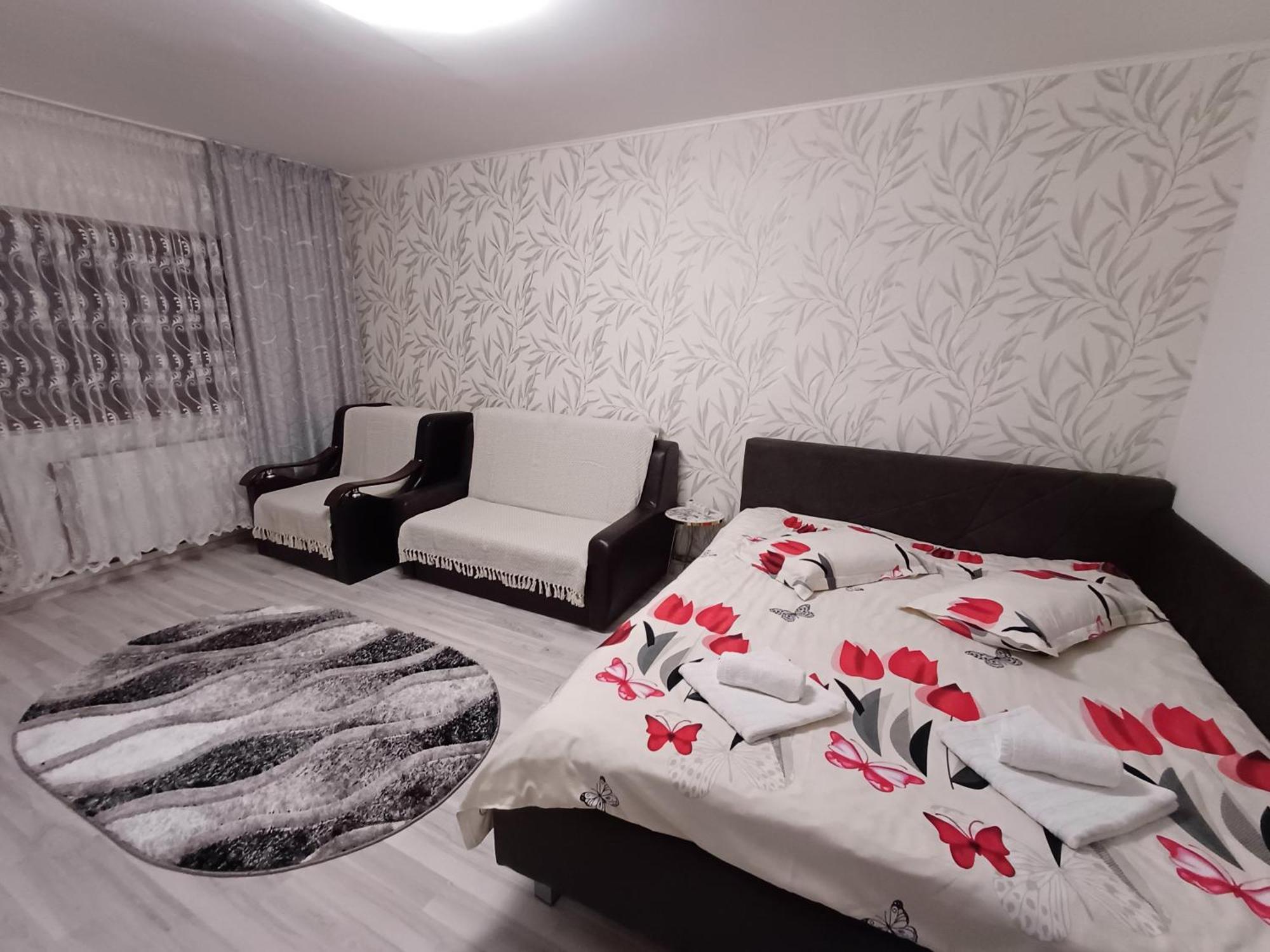 Garsoniera George Apartman Aknavásár Kültér fotó