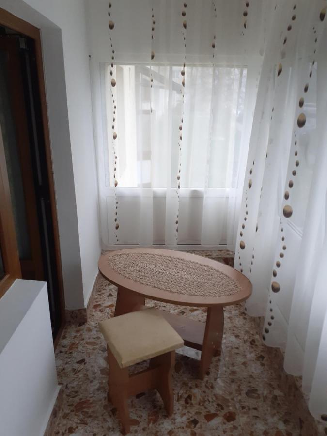 Garsoniera George Apartman Aknavásár Kültér fotó